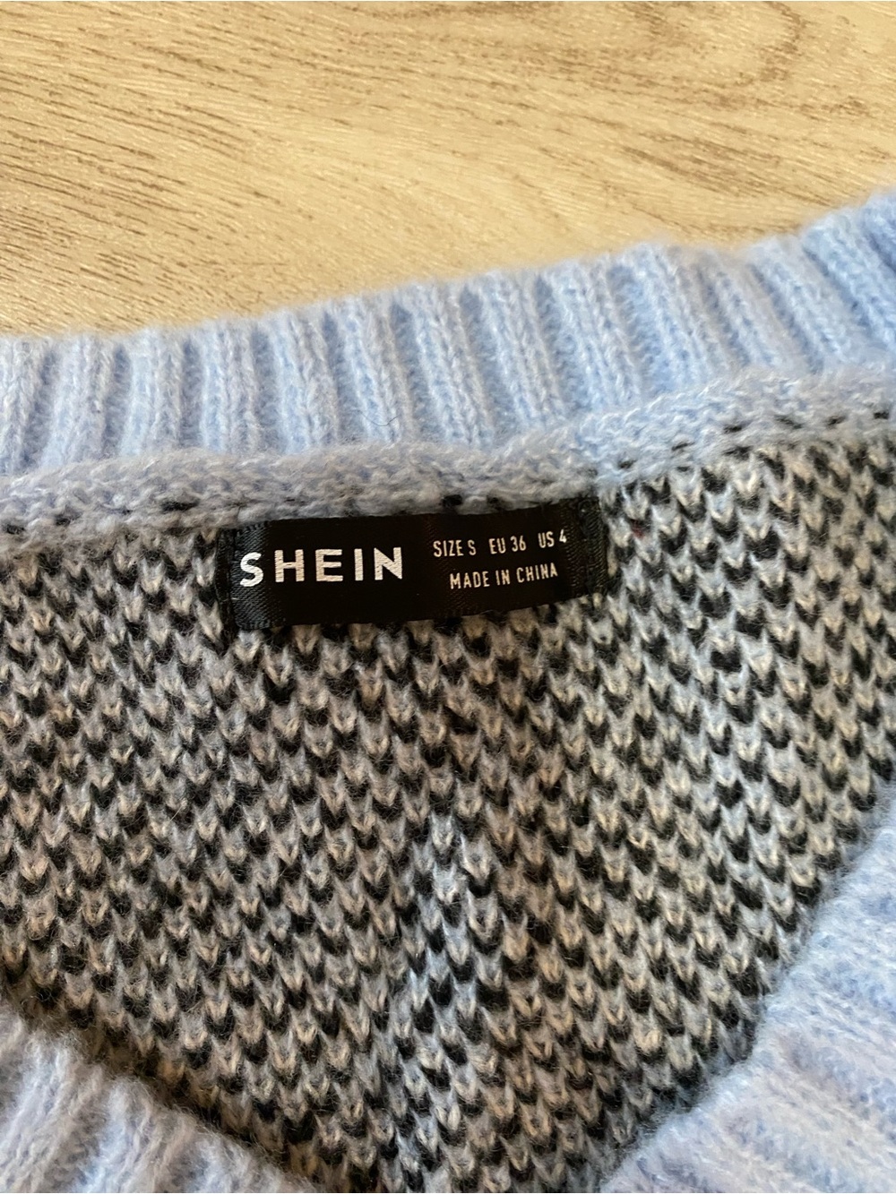 Light Blue Orca Knit V-Neck Sweater - NWOT - Picture 8 of 8